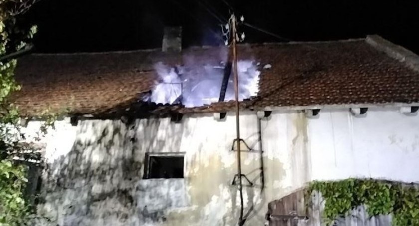 Zdjęcie wykonane chwilę po ugaszeniu pożaru.