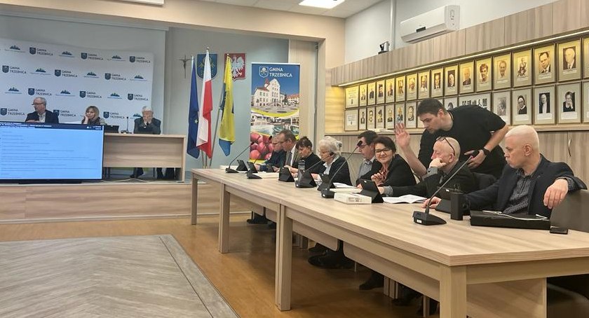Radni burmistrza boją się kontroli