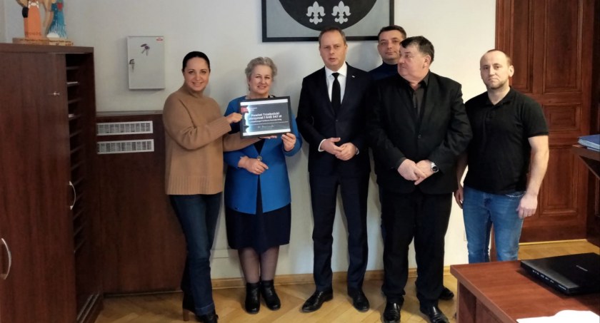 Starostwo Powiatowe w Trzebnicy otrzymało dofinansowanie na remont drogi.