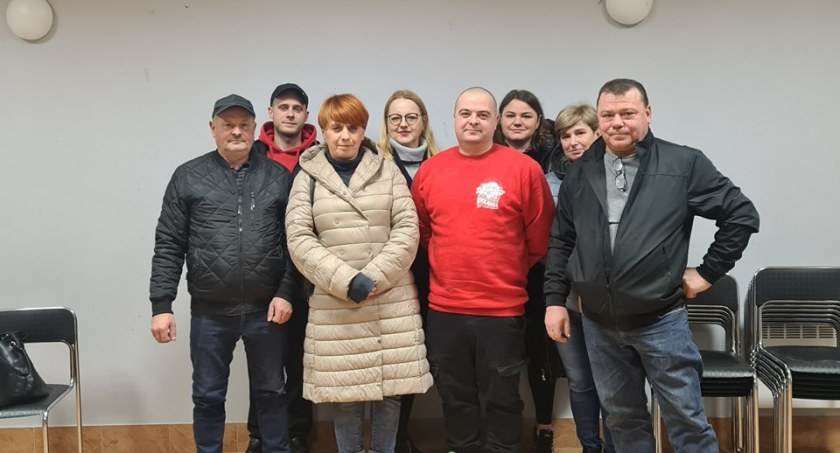 Zdjęcie Zawonia FB. Wybory w Radłowie