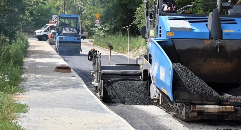 Oborniki Śl.: remonty ulic i inwestycje. fot.: Urząd Miejski w Obornikach Śl.