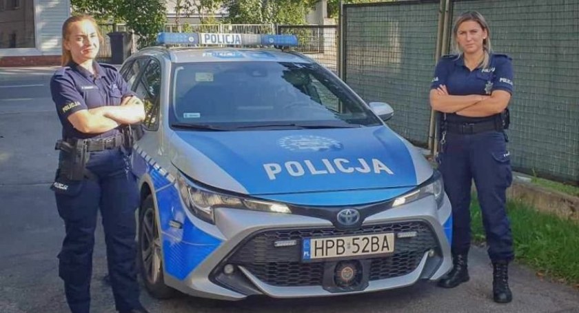 Oborniki Śląskie: Kobieta została zabrana do szpitala. Fot.: KPP w Trzebnicy