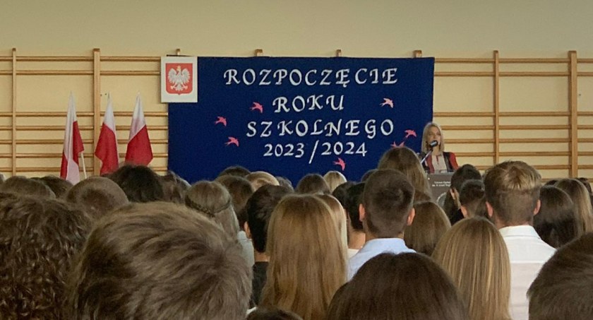 Rozpoczęcie roku szkolnego w Liceum Ogólnokształcącym w Trzebnicy