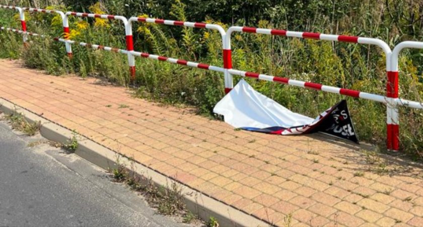 Banery wiszą nielegalnie?