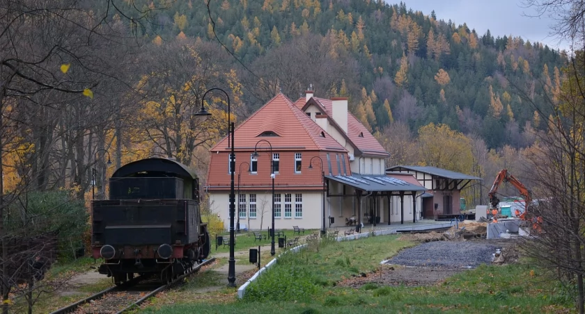 Świeradów Zdrój: wyremontowany dworzec.