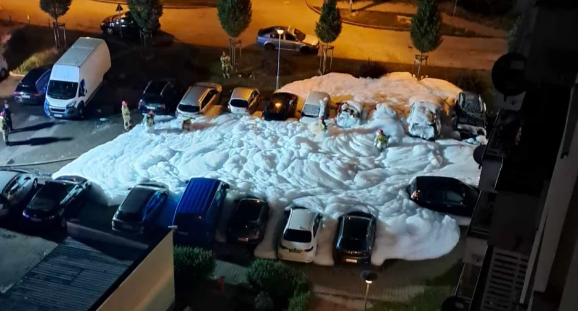 Zdjęcie z ugaszania pożaru (fot. Marcin Strzelczyk)