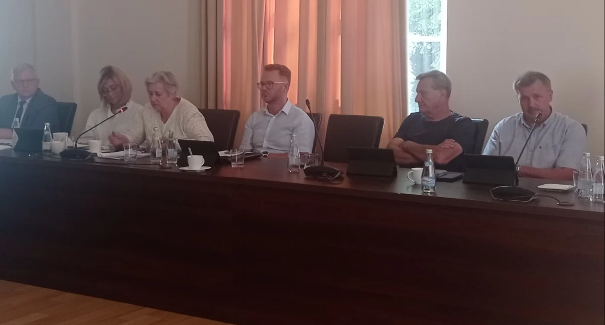 LOKALNA POLITYKA, Zalewanie Machnic problemem trzeba zrobić - zdjęcie, fotografia