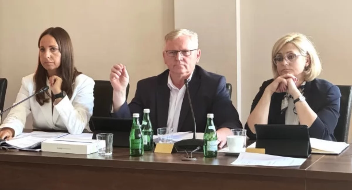 Z SAMORZĄDU, Radni złożyli wniosek odwołanie starosty Małgorzaty Matusiak Zobaczcie - zdjęcie, fotografia
