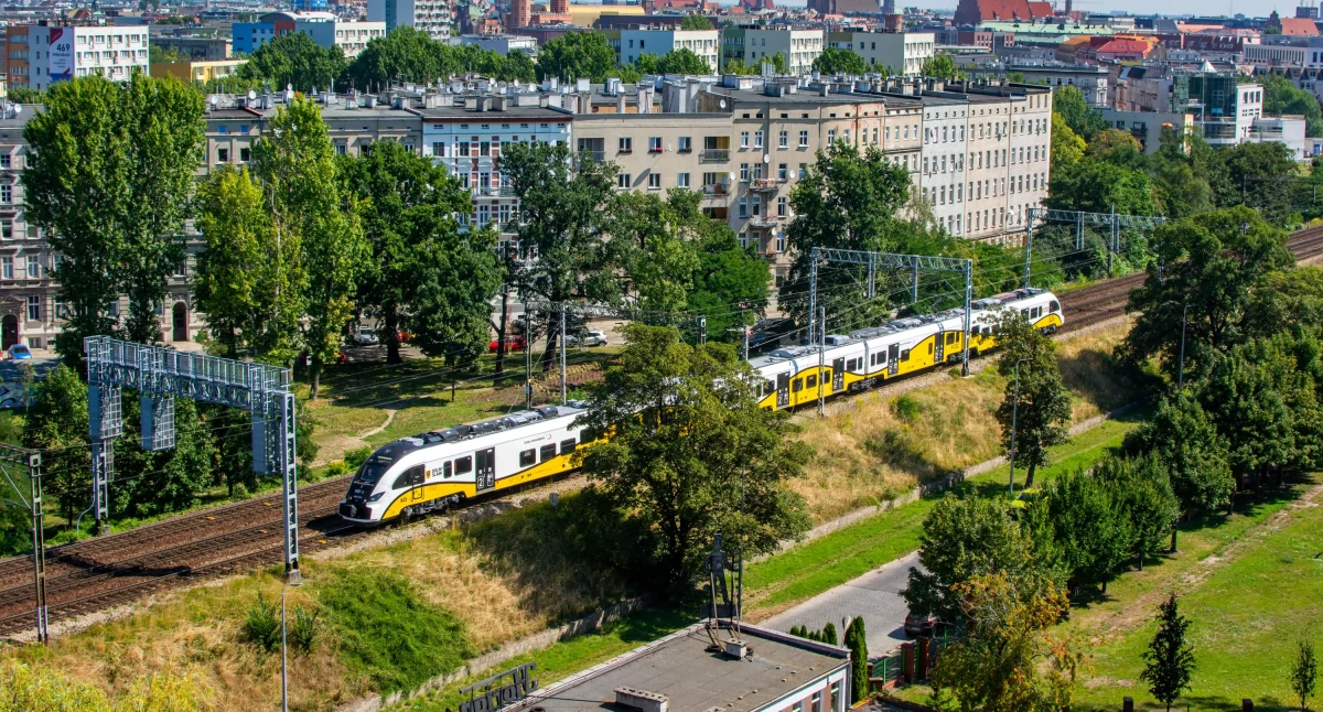 DLA MIESZKAŃCA, Jeszcze więcej połączeń Kolei Dolnośląskich milionów kilometrów - zdjęcie, fotografia