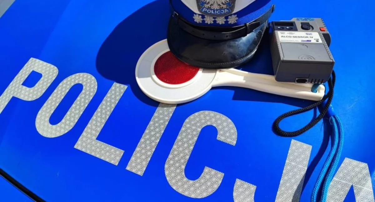 POZOSTAŁE ZDARZENIA, Miał promile Chciał przekupić policjantów - zdjęcie, fotografia