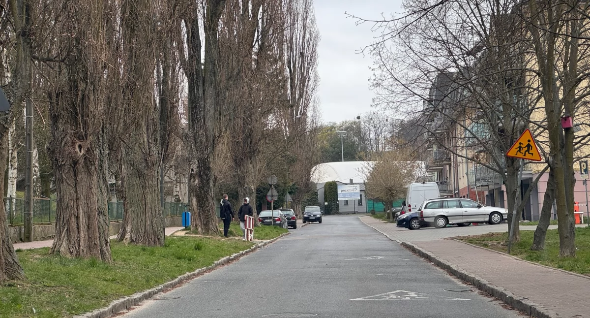 OD CZYTELNIKÓW, latek terroryzuje młodszych chłopców Wiadomo pobiciach - zdjęcie, fotografia