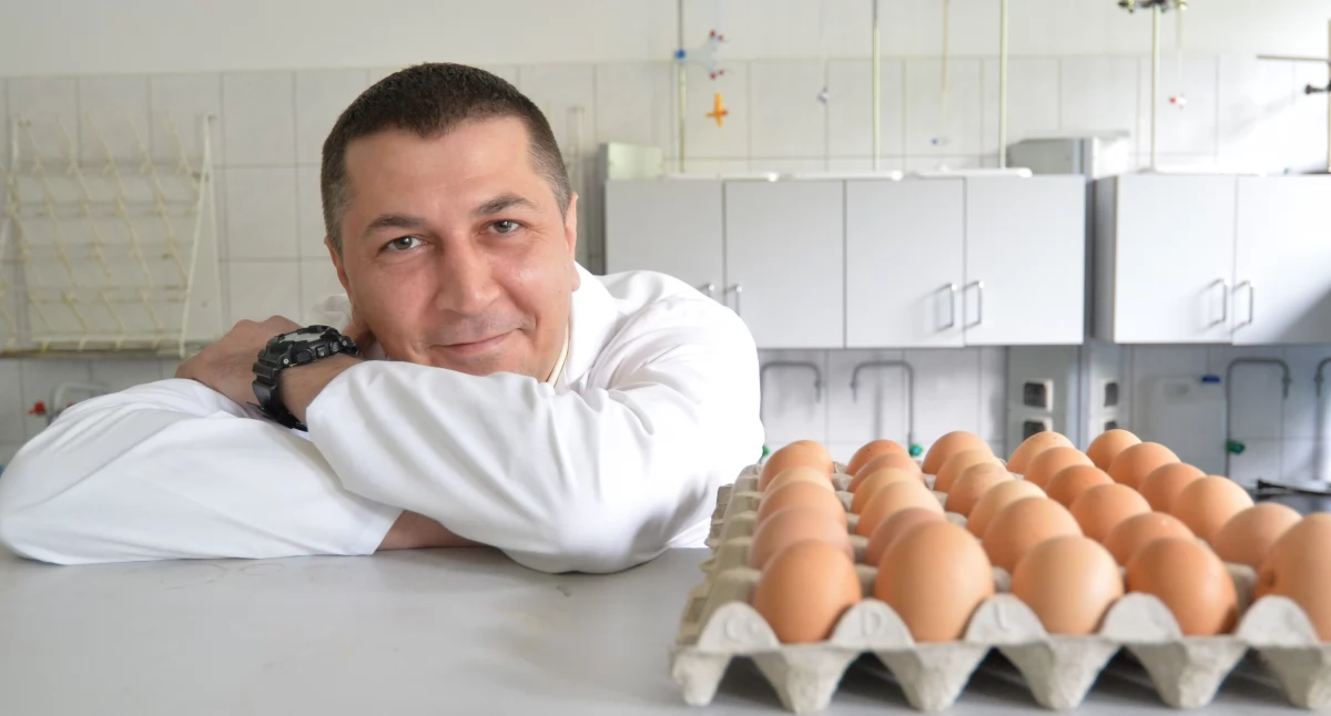 Prof. Mariusz Korczyński z Katedry Żywienia Zwierząt i Paszoznawstwa UPWr