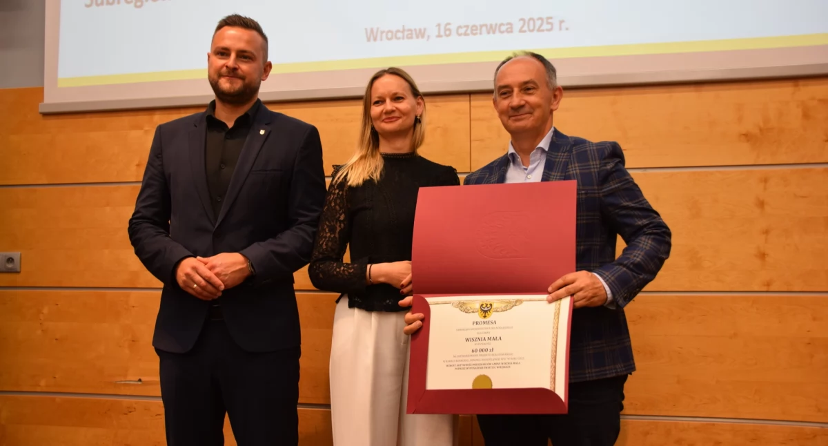 Wójt Gminy Wisznia Mała odebrał promesy w ramach konkursu „Odnowa Dolnośląskiej Wsi”