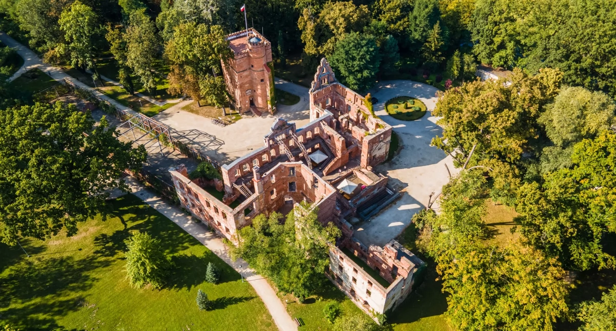 FB Zespół Pałacowo- Parkowy w Żmigrodzie