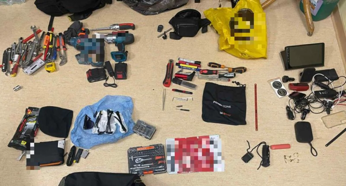 KRADZIEŻE, Kradzież elektronarzędzi samochodu Podejrzani usłyszeli zarzuty - zdjęcie, fotografia