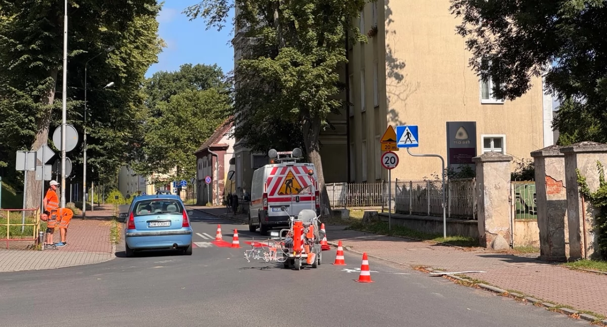 W połowie kwietnia Gmina Trzebnica ogłosiła przetarg na odnowę przejść dla pieszych.