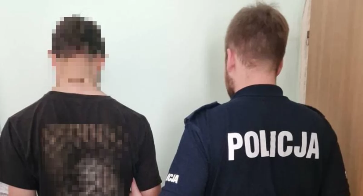 NARKOTYKI, Proszek niebieskie kryształki pokoju nastolatka - zdjęcie, fotografia