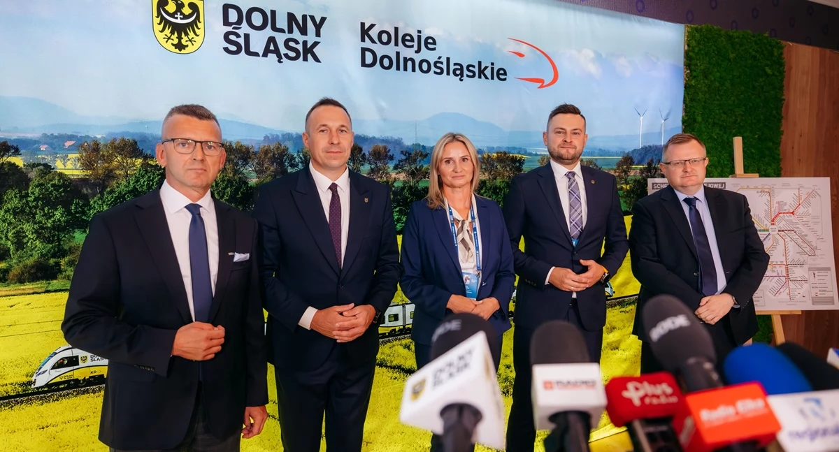 Podczas konferencji prasowej poznaliśmy szczegóły nowej oferty samorządowego przewoźnika