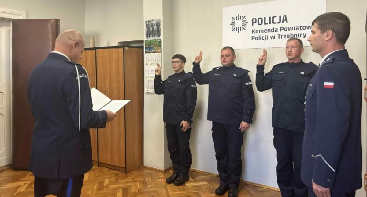 POZOSTAŁE ZDARZENIA, policjanci złożyli ślubowanie - zdjęcie, fotografia