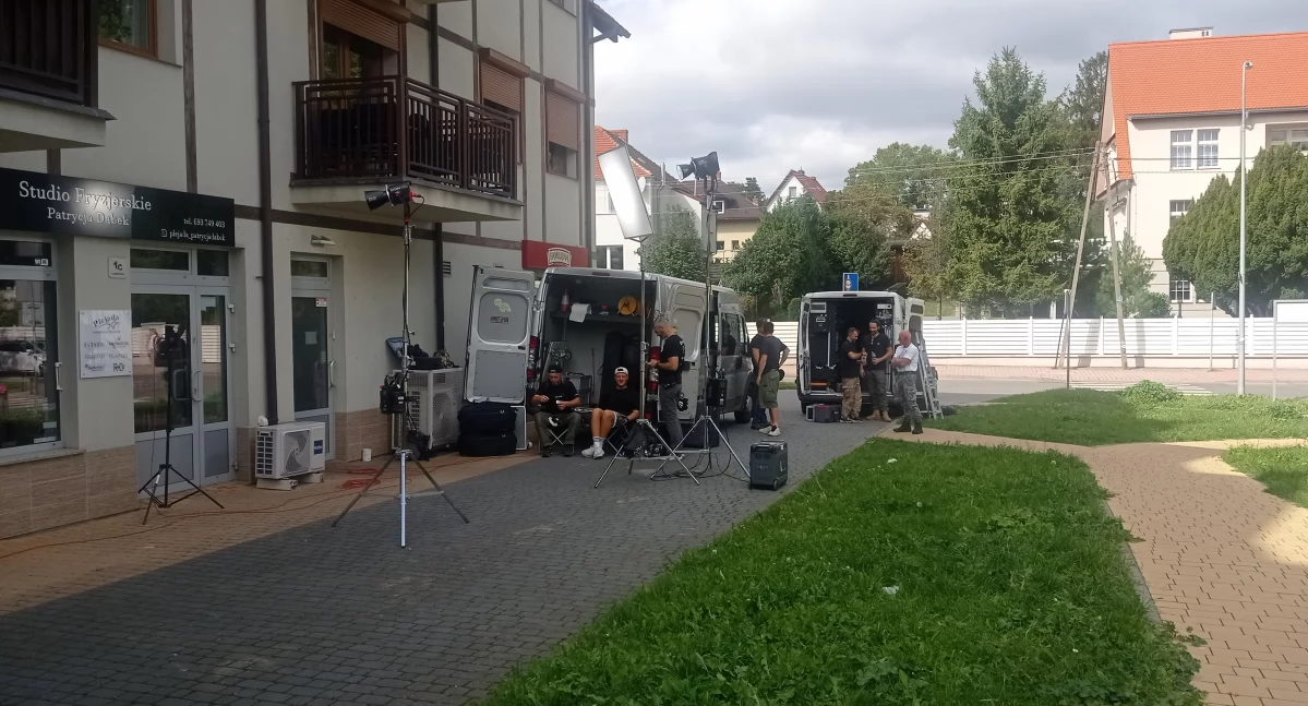 Trzebnica ul. Korczaka. Nagranie kolejnego odcinka serialu 