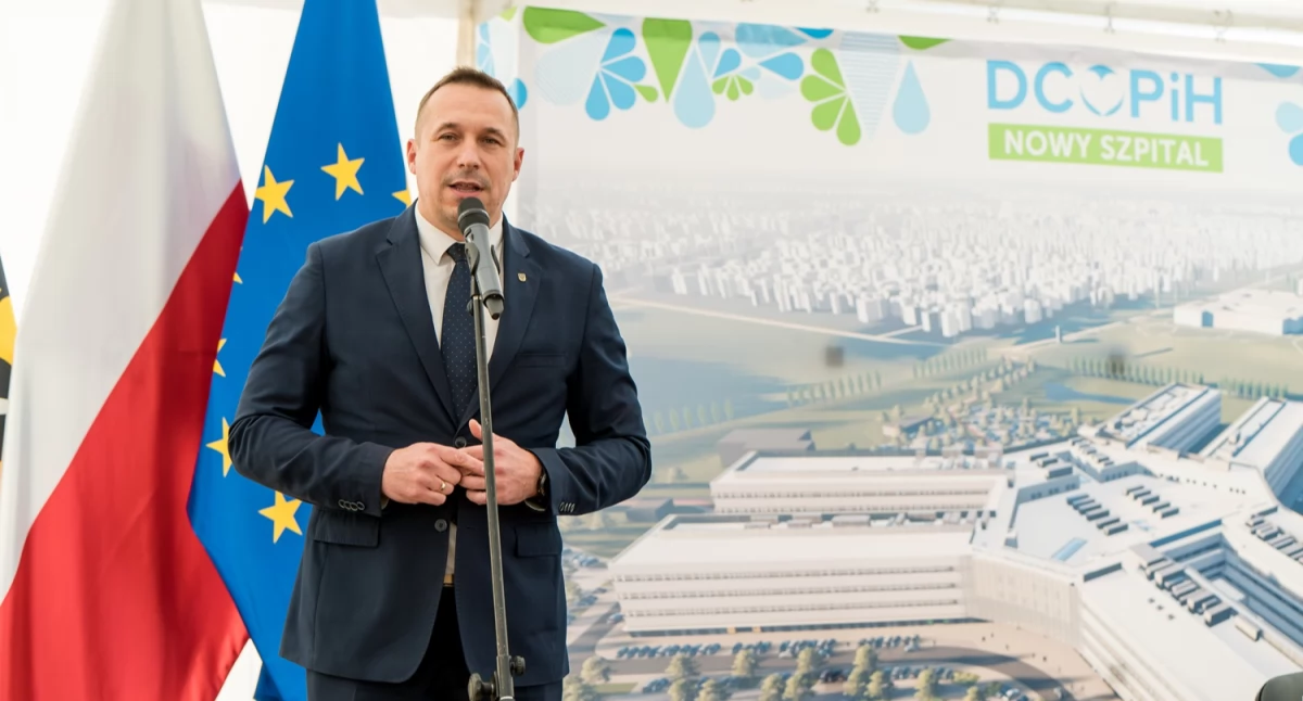 Tworząc nowy szpital budujemy przyszłość onkologii – mówi marszałek Paweł Gancarz