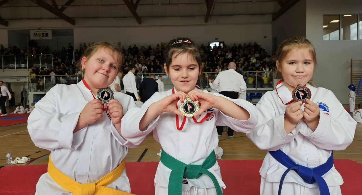 POZOSTAŁE DYSCYPLINY, Przywieźli medali - zdjęcie, fotografia