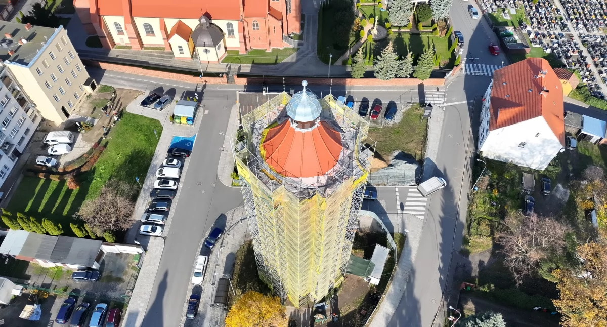 INWESTYCJE, Remont wieży ciśnień zakończony środku ukryto kapsułę czasu - zdjęcie, fotografia