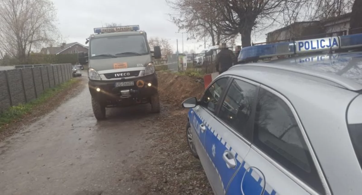 POZOSTAŁE ZDARZENIA, Granaty moździerzowe placu budowy prawie centrum miasta - zdjęcie, fotografia