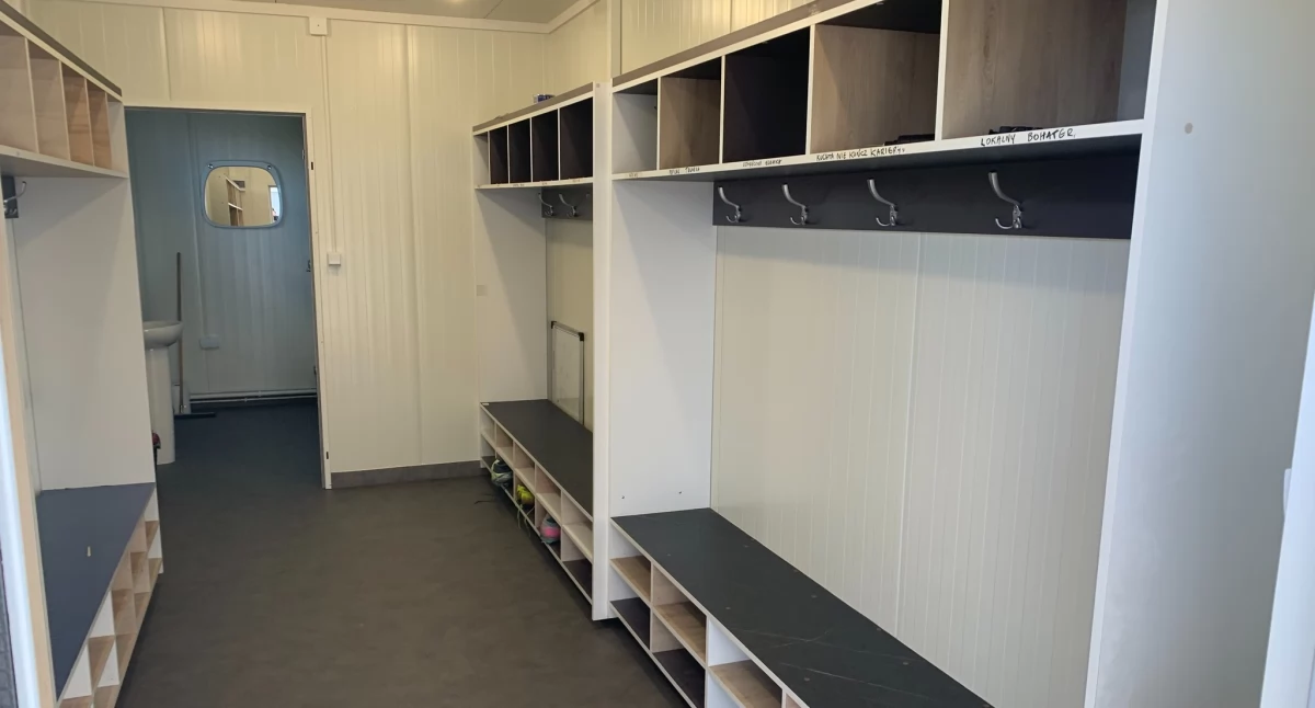 Nowoczesne kontenery szatniowo-sanitarne