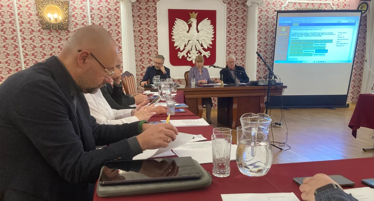 Z SAMORZĄDU, dyskutowano sesji - zdjęcie, fotografia