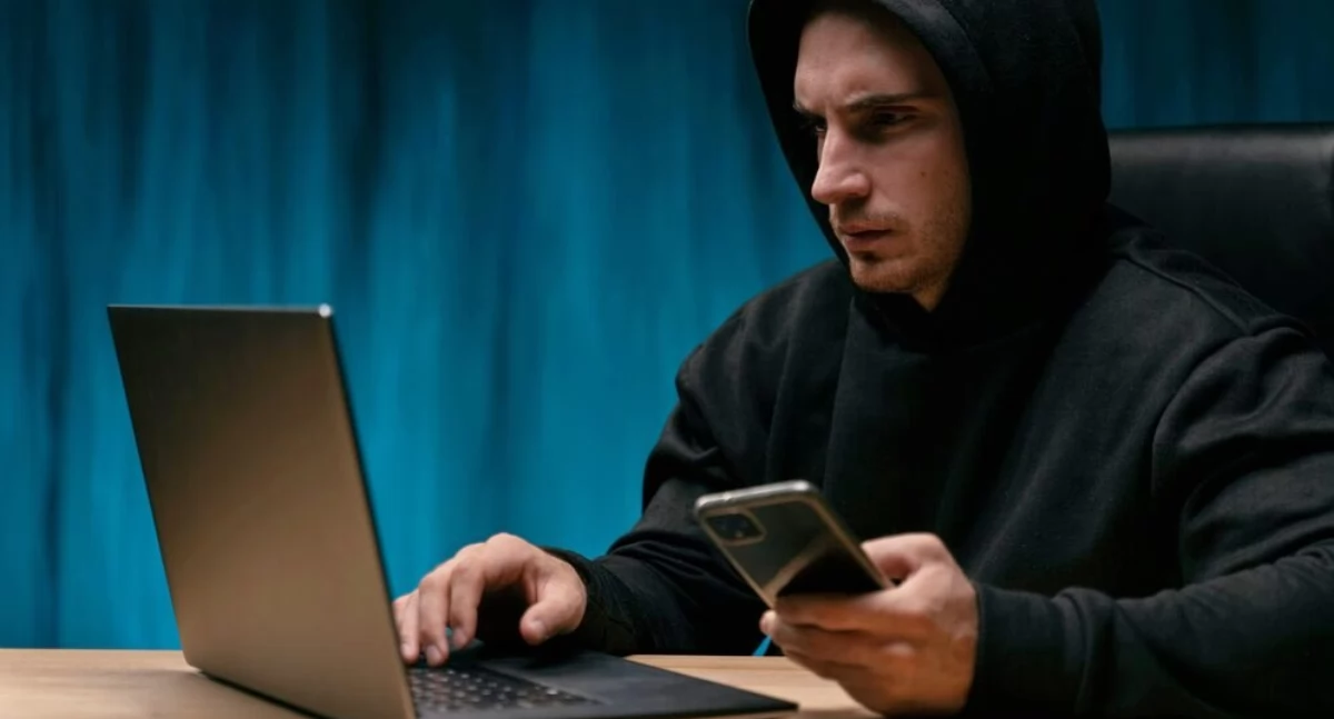 POZOSTAŁE ZDARZENIA, Obietnica szybkiego zysku okazała kosztowną iluzją - zdjęcie, fotografia