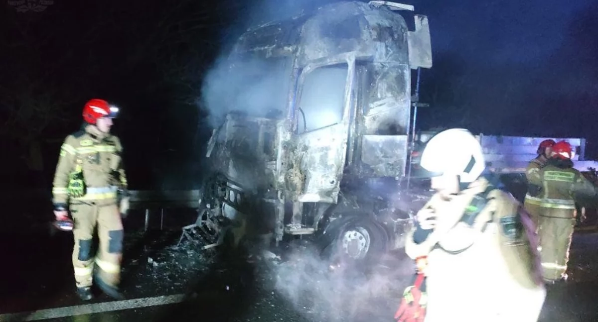 Zdjęcie z akcji (fot. KP PSP Trzebnica)