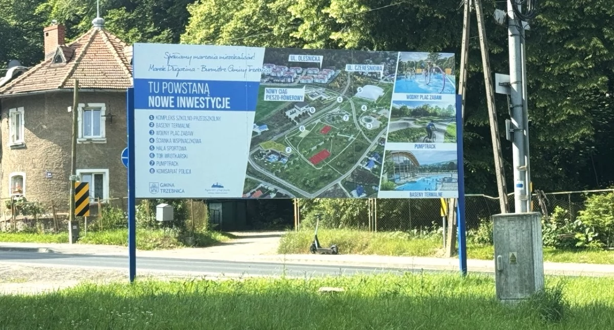 Z SAMORZĄDU, Długozima odpuszcza Drugi przetarg Czereśniową boisko zabaw rozbiórki Radny Wstyd! - zdjęcie, fotografia