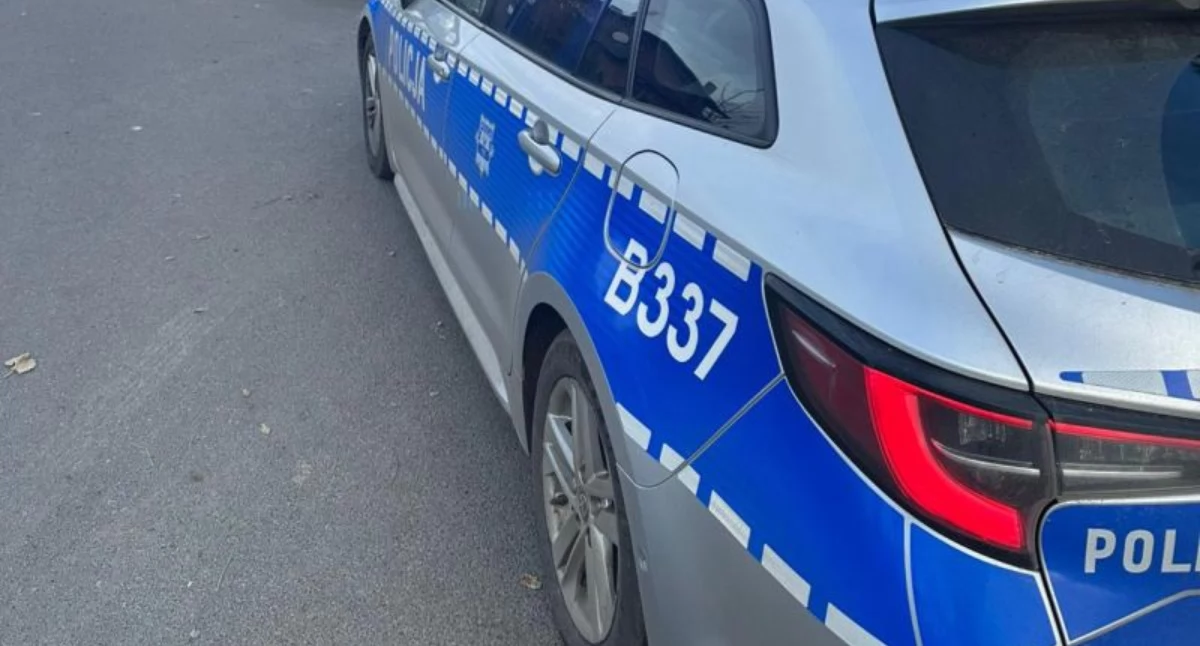 WYPADKI DROGOWE, Czołowe zderzenie próba ucieczki Świadkowie zatrzymali - zdjęcie, fotografia