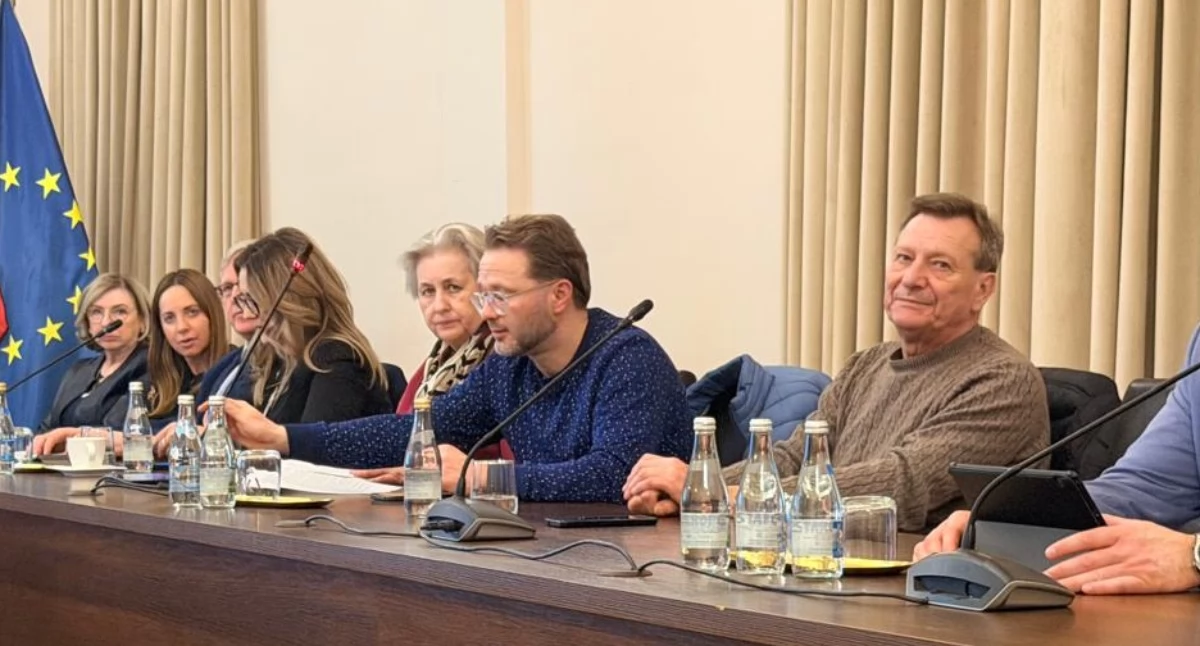 Zdjęcie: Sesja rady Powiatu Trzebnickiego