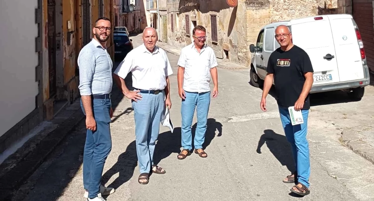 Zdjęcie: Marek Długozima, Daniel Buczak i Mateusz Stanisz wyjechali na Sardynię, za pieniądze gminy