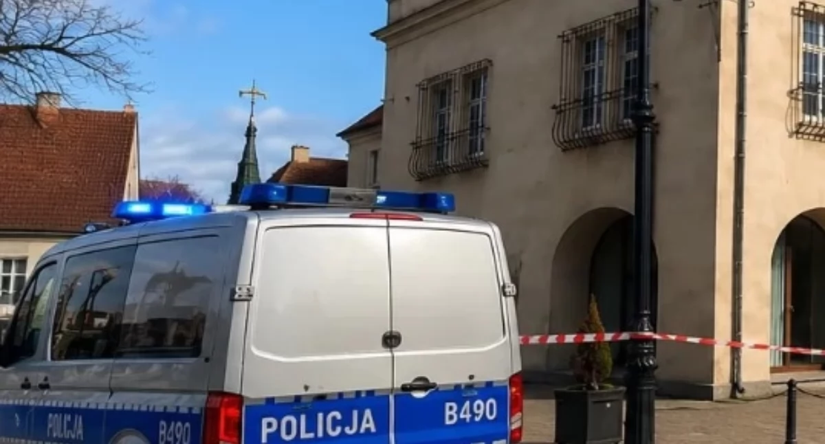 POZOSTAŁE ZDARZENIA, Maile bombach trafiły samorządów Znamy szczegóły - zdjęcie, fotografia