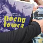  Spacer literacki prowadził śladami bohater&oacute;w powieści Jarosława Szczyżowskiego...