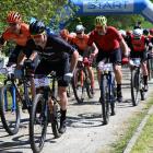 Start zawodników Pucharu MTB Kocich Gór na dystansie Mega