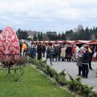 Mimo mało wiosennej aury na jarmark przybyło wiele osób