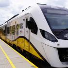 Po remoncie linii pociągi osiągają teraz prędkość nawet 100 km/h
