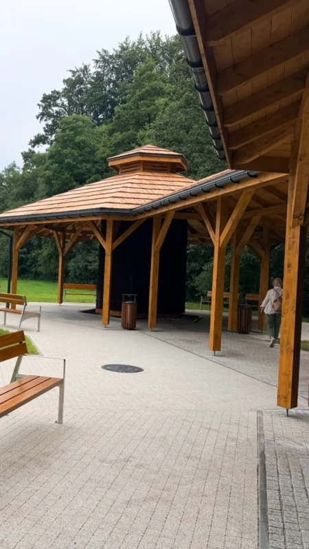 Milion za wodną instalację. Regulamin: to nie obiekt leczniczy. Wiemy ile kosztuje utrzymanie 