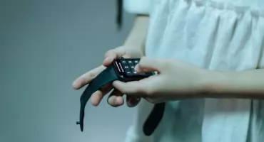 Jak wybrać smartwatch dla dzieci? Poradnik dla rodziców szukających funkcjonalnego rozwiązania