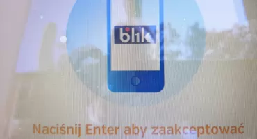 Podszyli się pod narzeczoną i wyłudzili pieniądze
