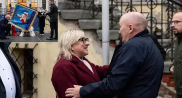 Niemcy, kościół i samorząd. [Komentarz]