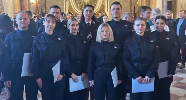 Jedenastu nowych policjantów złożyło ślubowanie