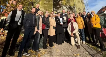Remont wieży ciśnień zakończony. W środku ukryto kapsułę czasu