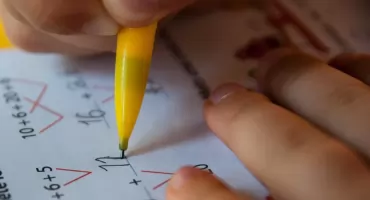 Równania karta pracy – uczymy się rozwiązywać matematyczne zagadki