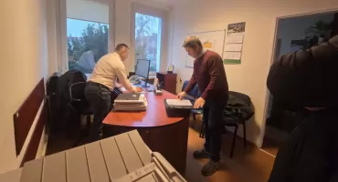 [FILM cz. 2] Radni wchodzą do urzędu, a urzędnicy... uciekają