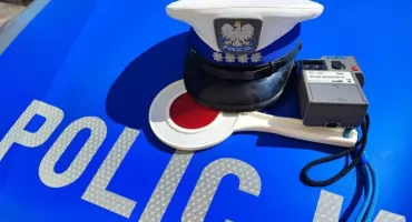 Jechał całą szerokością drogi. Zabrali mu kluczyki